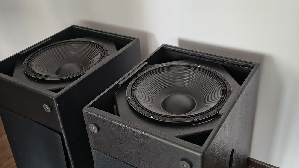 Subwoofere pro 15 inci cu B&C 15NBX100