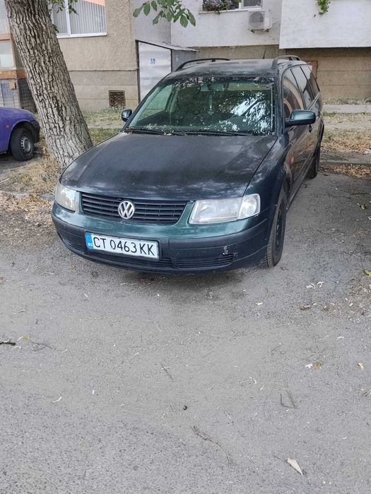 Продавам Пасат комби