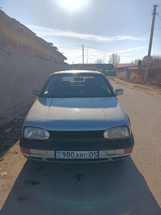 Продам Фольксваген гольф на ходу