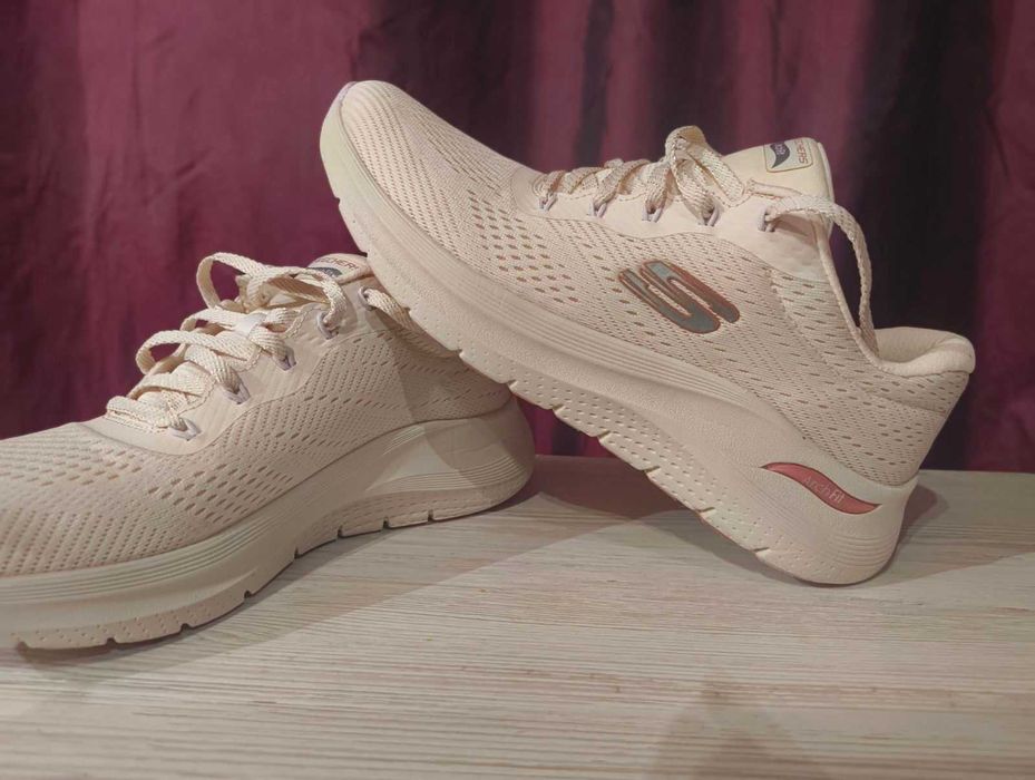 Skechers дамски маратонки