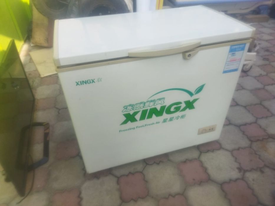 Продам морозильный камеру работает