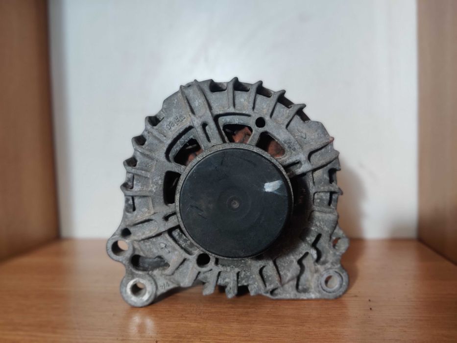 Alternator 03L903023E Valeo 180A VW Passat 2.0 TDI 03L903023E