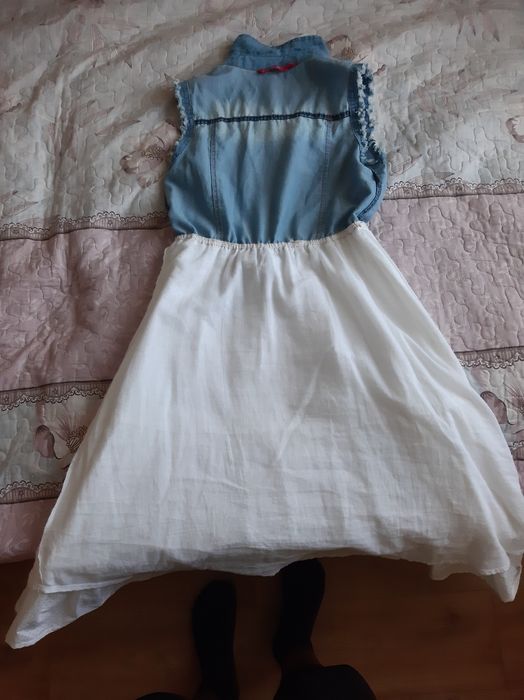 Платье без рукавов на девочку