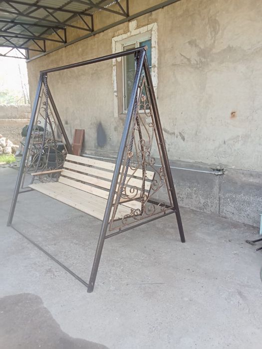 Продается садовые качели для дома