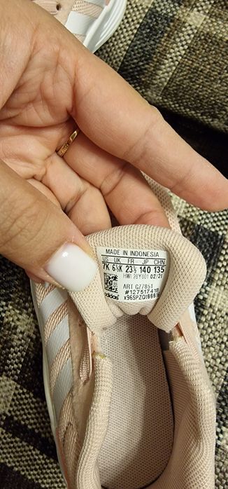 Красовки  Adidas  Оригинал