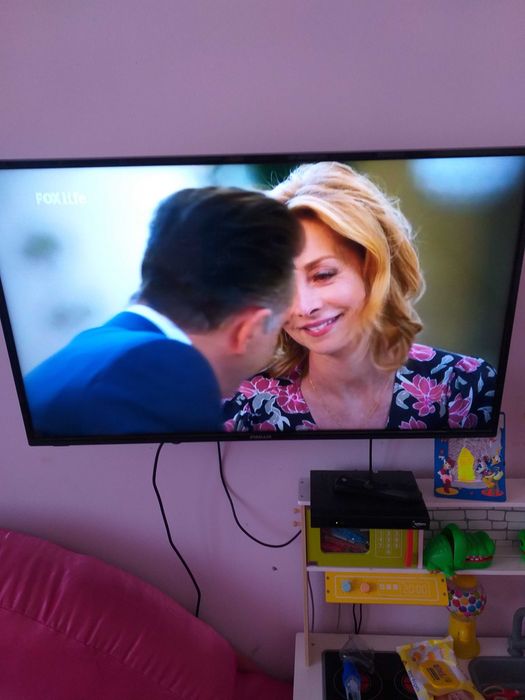 ТВ Finlux 43-FUA-7062 UHD 4K ,109 см, 3840x2160 UHD-4K Android , LED