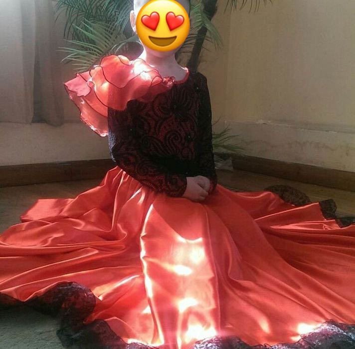 Испанский платье.Срочно!!!