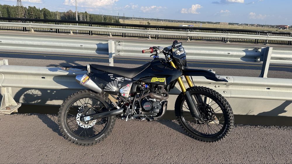 Продам эндуро 300 кубов AImotor300-06