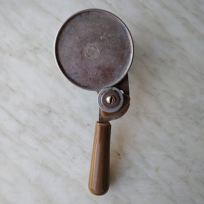 Ключ для закрутки банок (СССР)