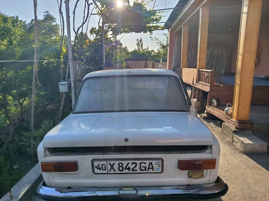 Jiguli 21011 Sotiladi