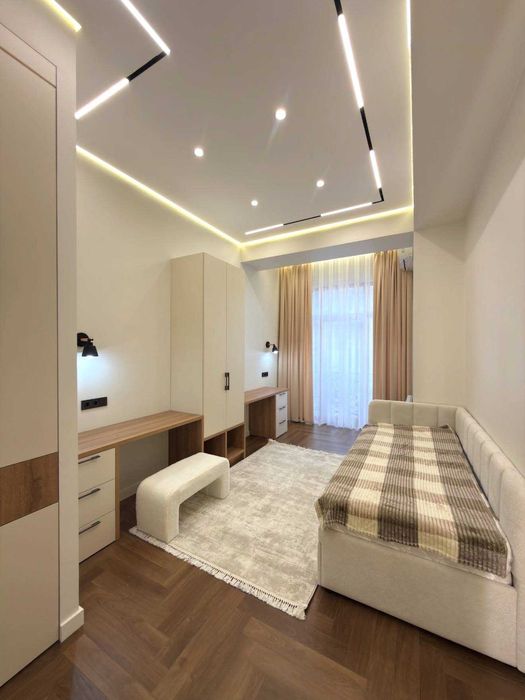 Сдам светлую 3-х ком 3/9 кв-ру на Чиланзаре ор-р метро Новза P8