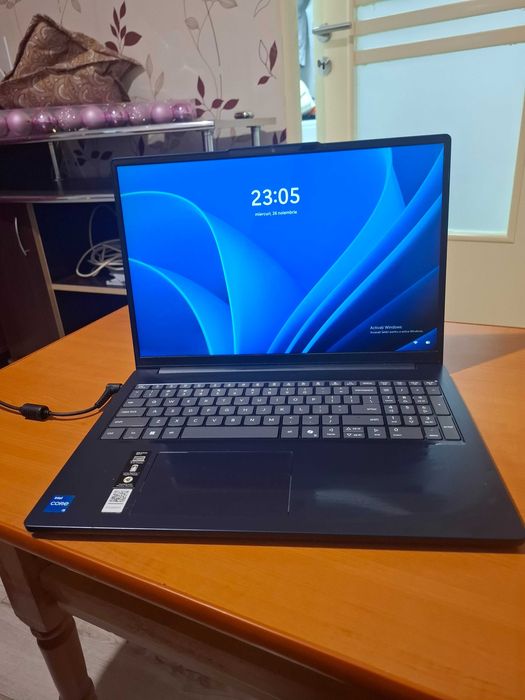 laptop lenovo 16 wuxga