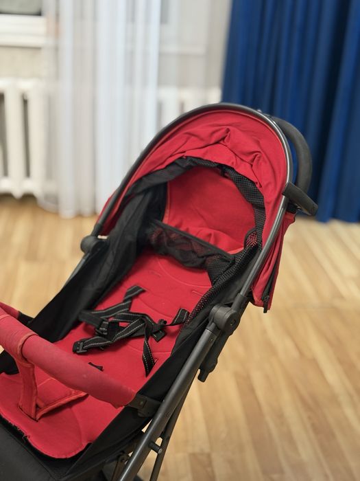 Продам детскую коляску
