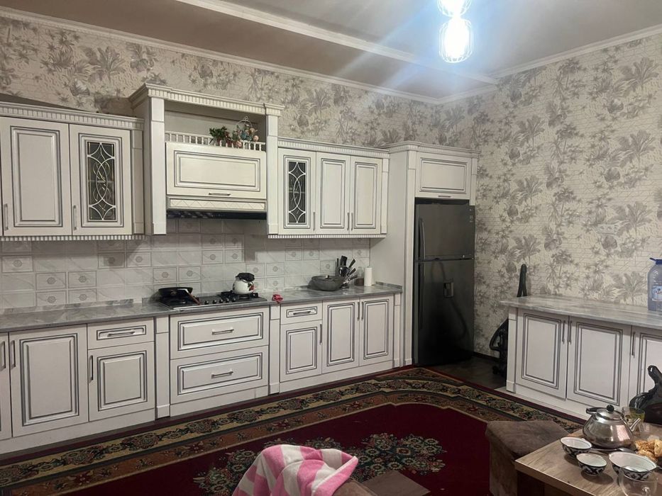 Hovli sotiladi Qarshi shahrida