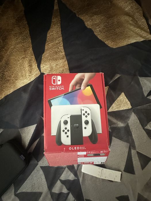 Nintendo switch Oled 64GB+Игра+Калъф