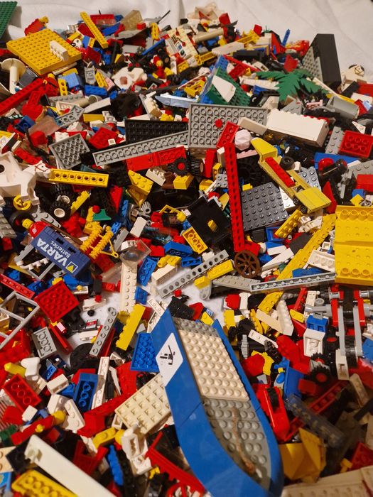 Piese lego pentru completări