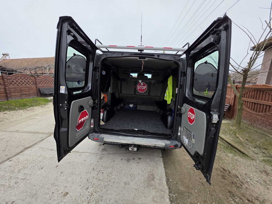 Renaul Trafic 2004, 6 locuri