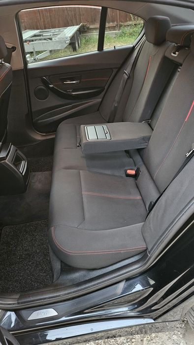 BMW 320d Sport Edition - Xenon, HUD, R19