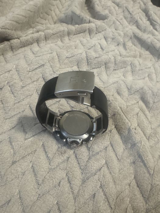 Tissot t-race sapphire crystal