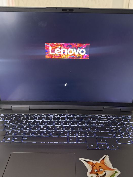 Lenovo LOQ 16APH8