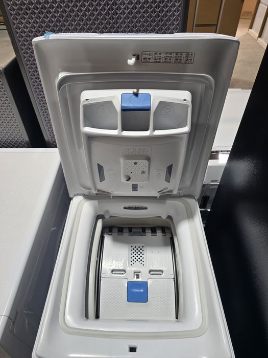 Нова инверторна пералня с горно зареждане Кенди/Candy 8 кг