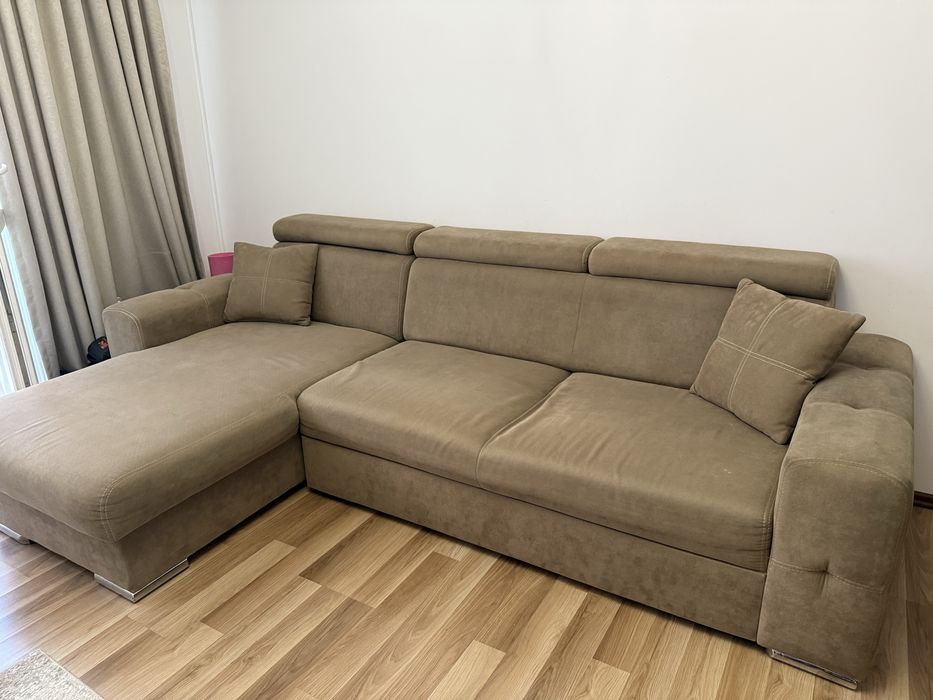 Coltar extensibil cu lada de depozitare