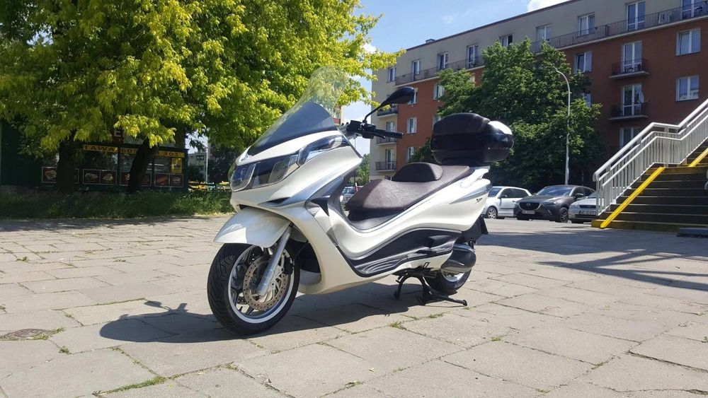 Пиаджо  Х8,Х9,Х10(Piaggio  X7 evo,X8,x9,X10) 200i,250,500 i -на чаcти