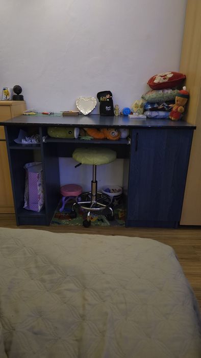 Voi vinde masa, în stare foarte bună.