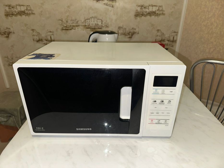 Микроволновка Самсунг, хорошего качества, бу