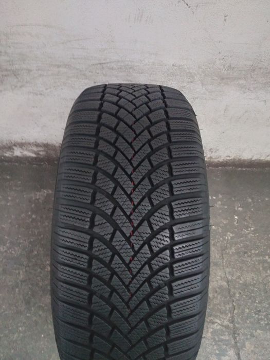 Anvelopa iarna bridgestone 235/55/17