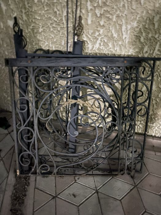 Продаются перила