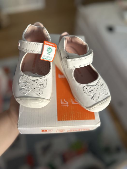 Pantofi Biomecanics noi