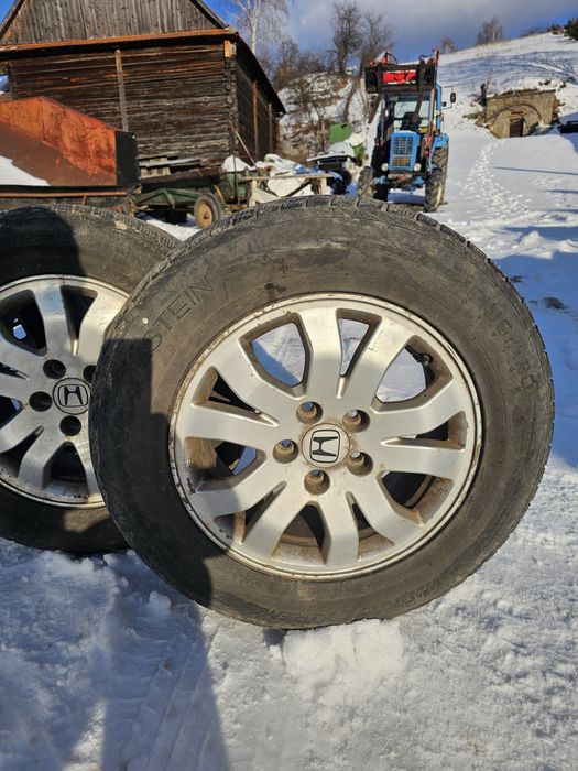 Roţi și bare prag Honda CRV.