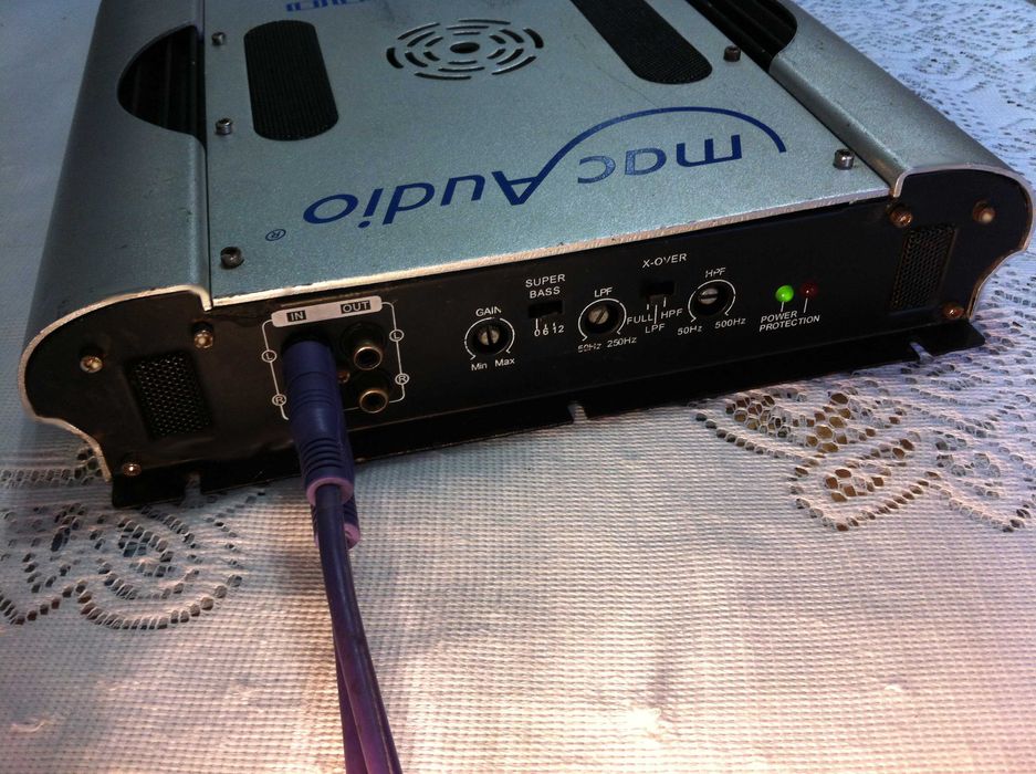 Amplificator Alpine/Ground Zero max500W/Mac Audio max400W (statie