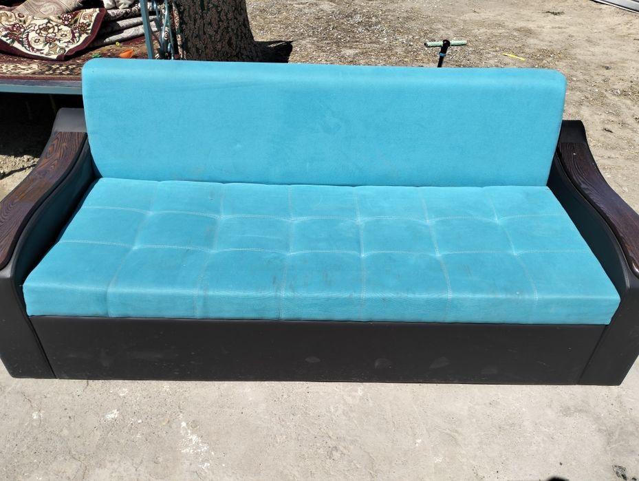 Мягкая мебель, диван