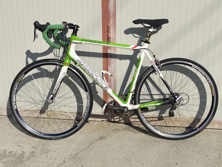 Cursieră Carbon 7.85 kg MADDILINE Columbus