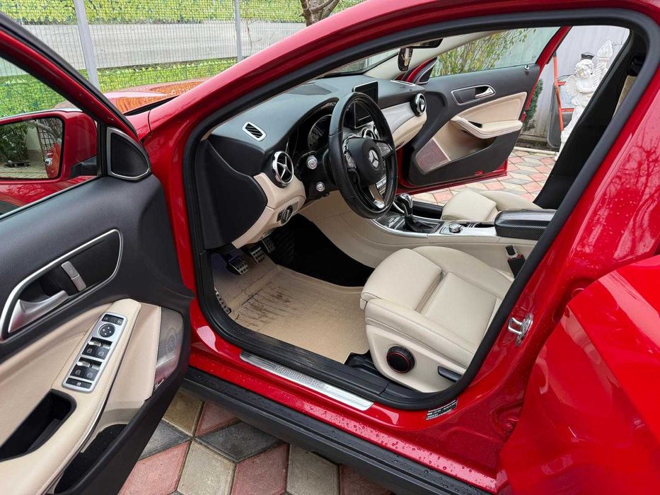 Mercedes-Benz GLA 180,2019,70000KM