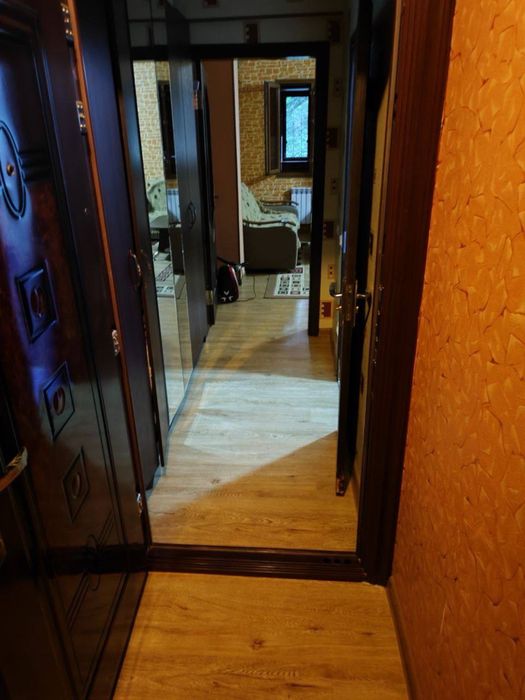 Ц5 аренда 1ком 2этаж 9этожной 450$эвро ремонт