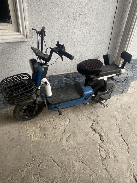 Elektro skuter sotiladi