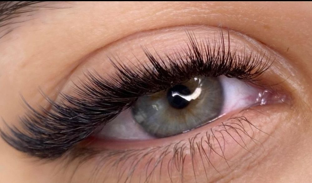 Extensii de gene Constanța,  gene 3D, mega volum, soft volume,gene rus