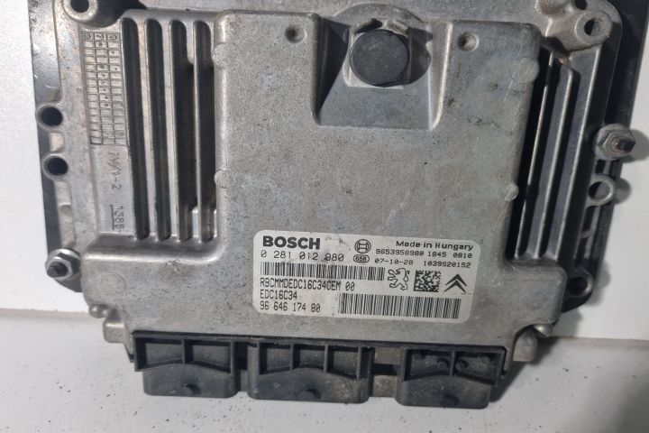 Calculator motor ECU 0281012980 Citroen C4 Picasso prima generatie