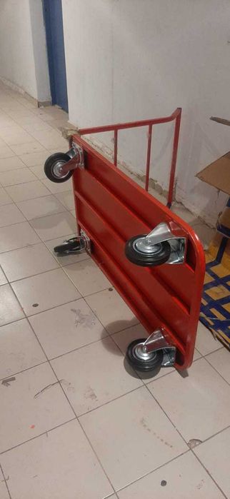 Платформенные тележки на выбор