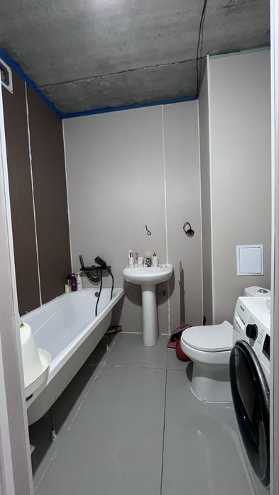 ЖК Алиядан үй сатлады.