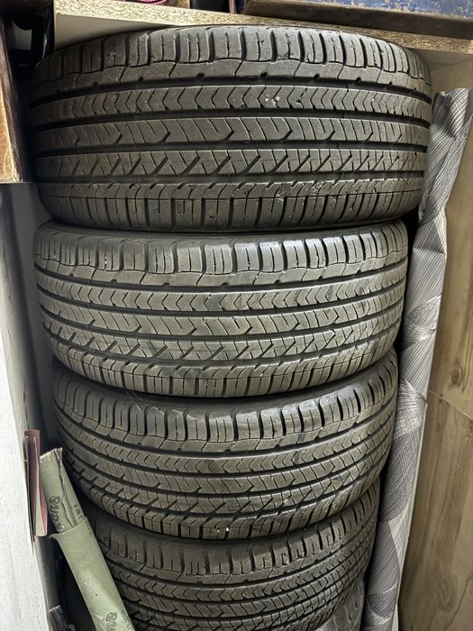 Покрышки 225/45/17 Goodyear