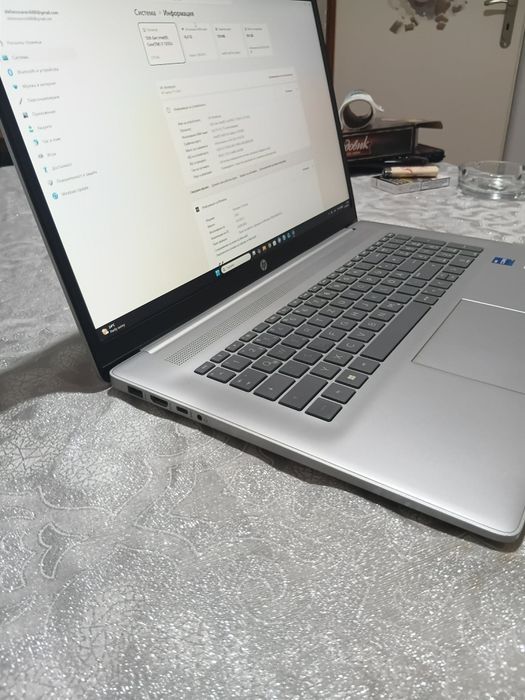 Лаптоп HP 17-cn Intel Notebook