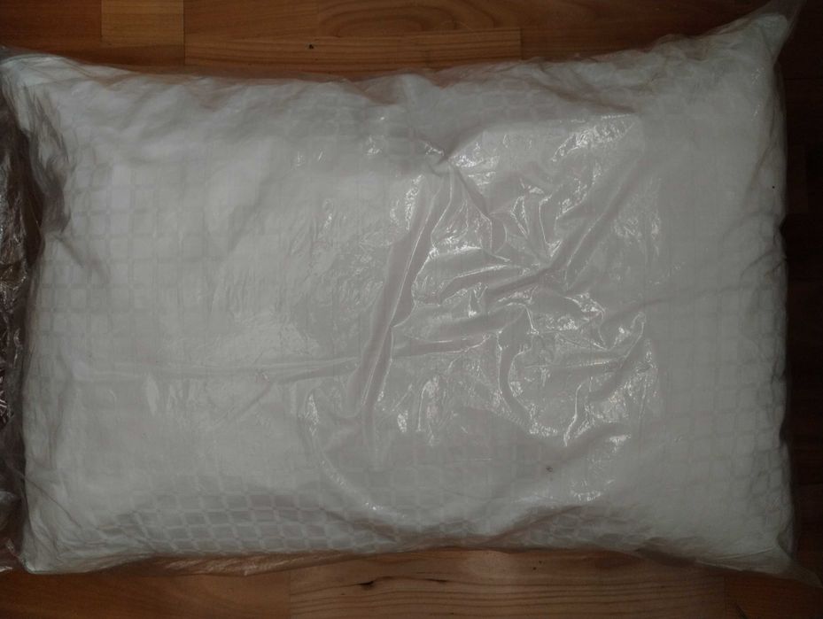 Perna English Home 70 x 50 cm, noua, sigilata