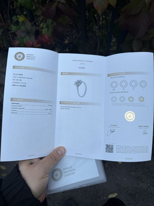 Inel aur 18 k cu diamante naturale 0,80 karate certificat