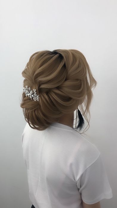 Акция макияж и прическа