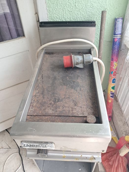 Friteuza 18L si grill electric de vanzare .