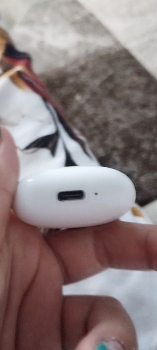Căști  wireless  tws l12 Bluetooth 5.0.TOUCH COMPATIBILE  Android  , IOS ALB ADEN